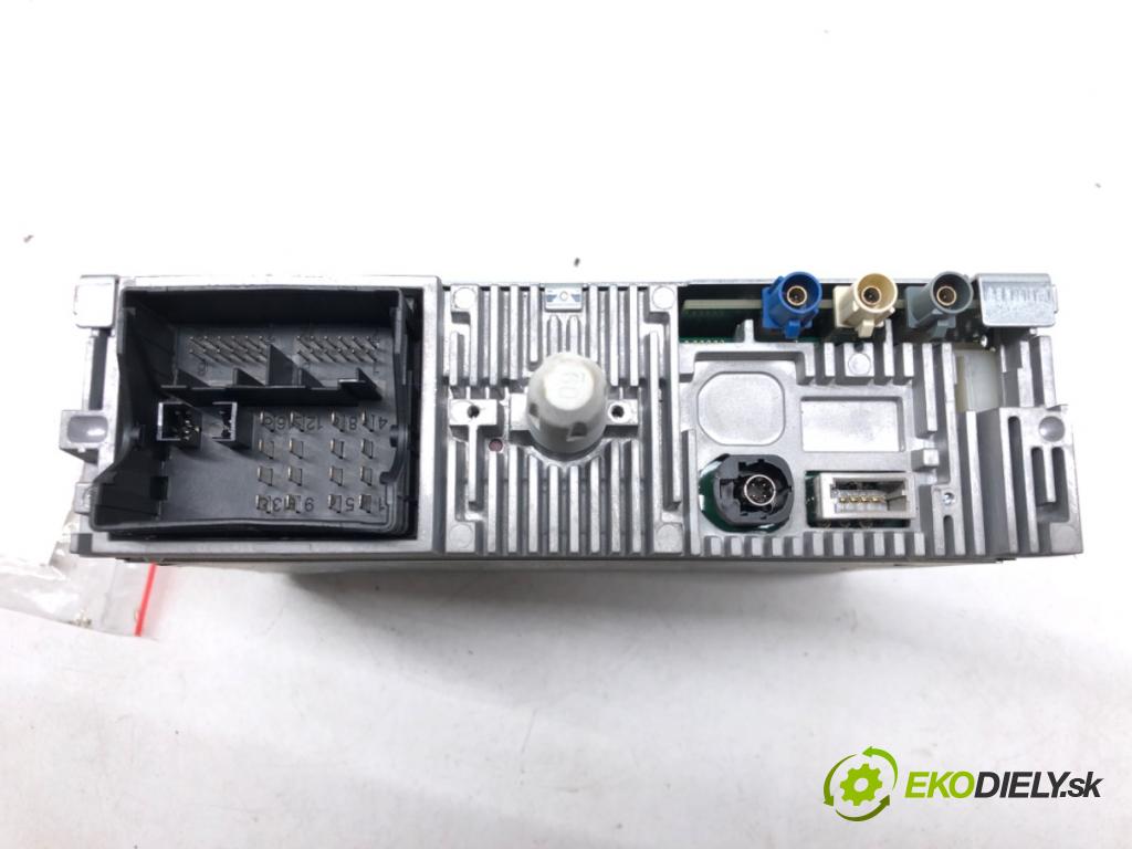 PEUGEOT 208 I (CA_, CC_) 2012 - 2022    1.2 VTI 82 60 kW [82 KM] benzyna 2012 - 2022  RADIO Navigácia 9817705680 (Audio zariadenia)