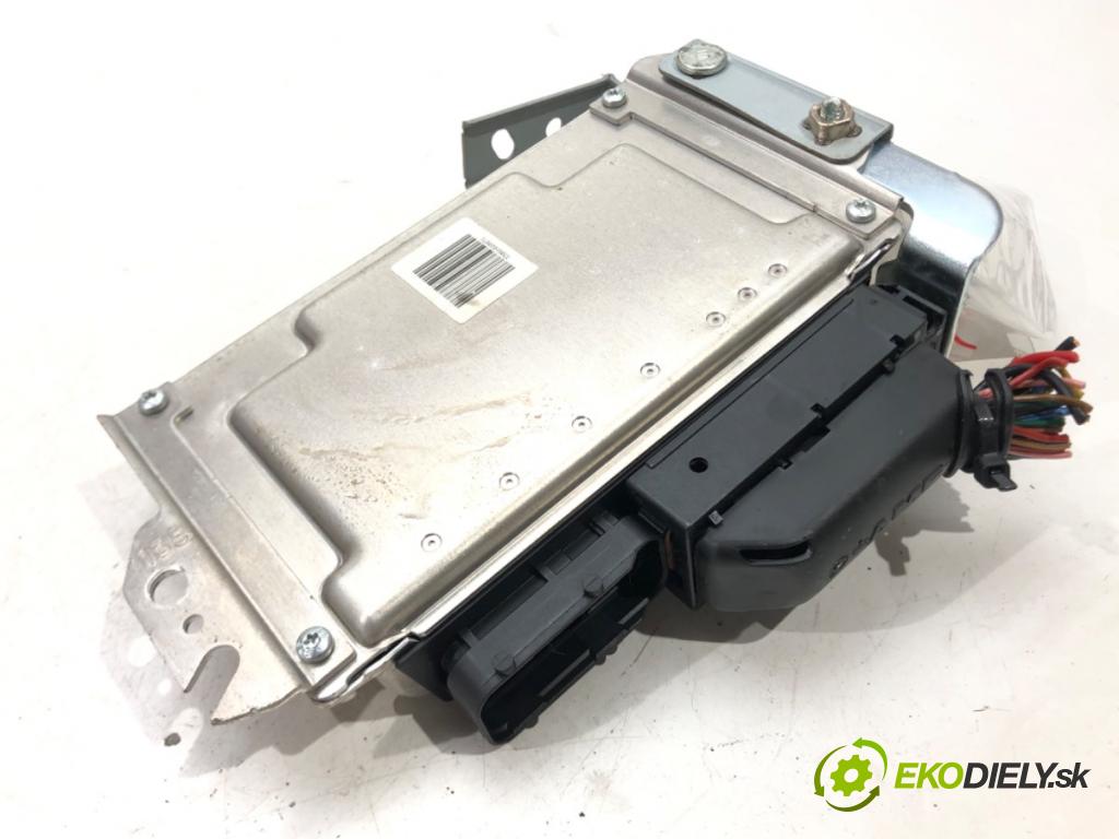 HYUNDAI GETZ (TB) 2001 - 2011    1.1 49 kW [67 KM] benzyna 2005 - 2009  riadiaca jednotka Motor 39110-02BJ0 (Riadiace jednotky)