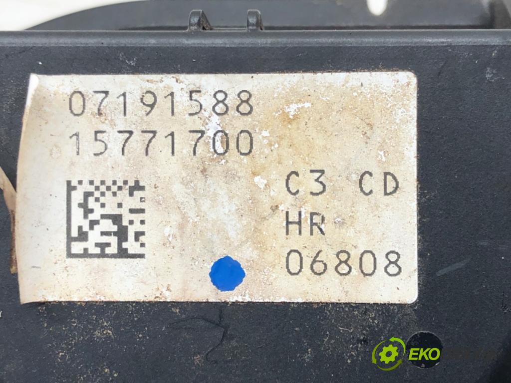BMW 5 Touring (E61) 2004 - 2010    530 d 173 kW [235 KM] olej napędowy 2007 - 2010  Kľučka vonkajšia pravy zad