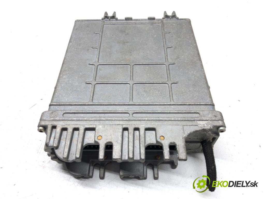 AUDI A4 B5 (8D2) 1994 - 2001    1.9 TDI 66 kW [90 KM] olej napędowy 1995 - 2000  riadiaca jednotka Motor 0281001438 (Riadiace jednotky)