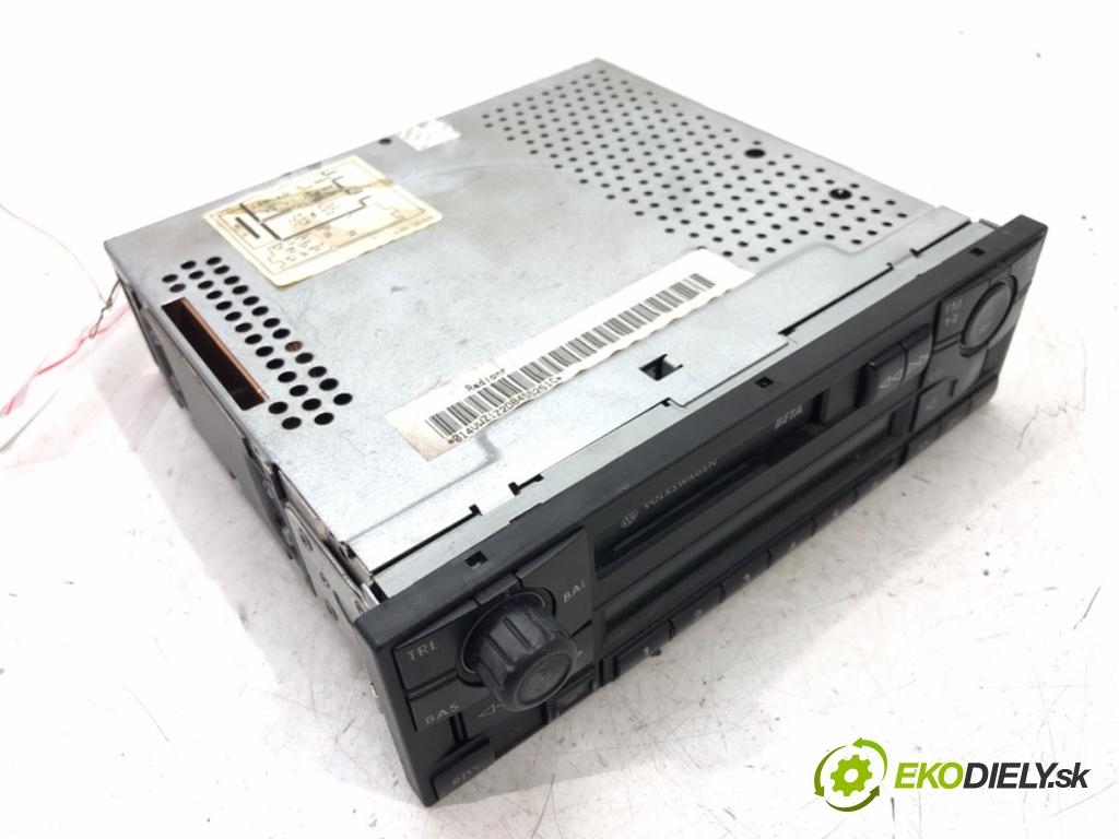 VW POLO (9N_, 9A_) 2001 - 2014    1.4 16V 55 kW [75 KM] benzyna 2001 - 2008  RADIO 6X0035152C (Audio zariadenia)