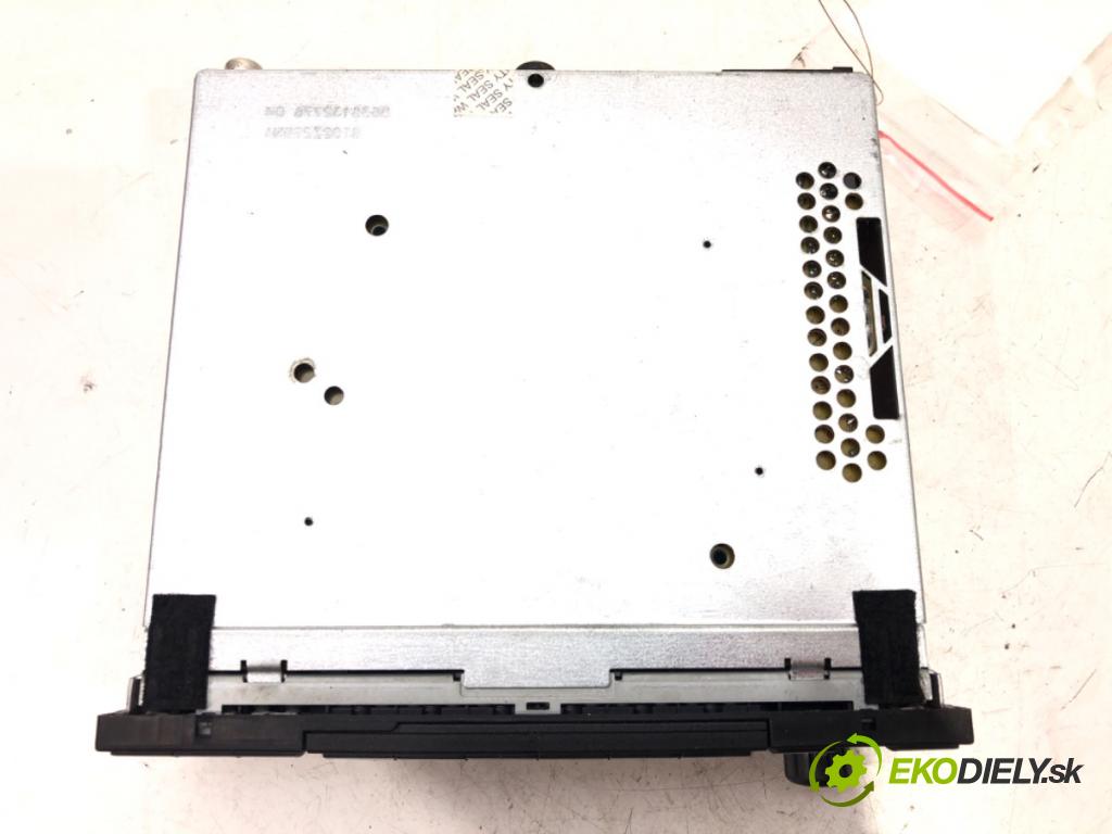 VW POLO (9N_, 9A_) 2001 - 2014    1.4 16V 55 kW [75 KM] benzyna 2001 - 2008  RADIO 6X0035152C (Audio zariadenia)