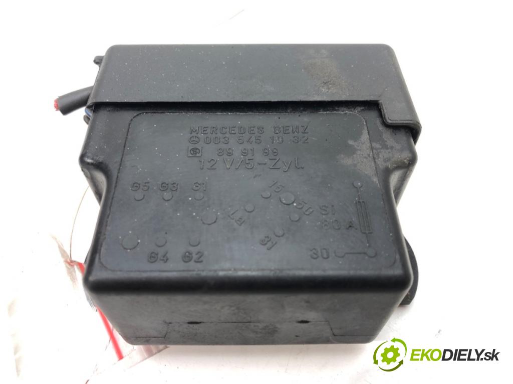 MERCEDES-BENZ 190 (W201) 1982 - 1993    D 2.5 (201.126) 66 kW [90 KM] olej napędowy 1985 -  relé sviečok žhavenia 0035451032 (Relé)