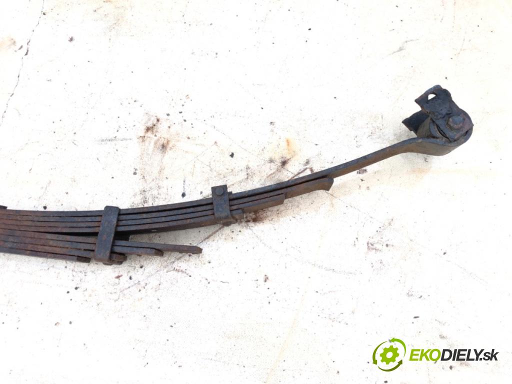 MITSUBISHI PAJERO I (L04_G, L14_G) 1982 - 1991    2.3 D (L049GW, L044GV) 62 kW [84 KM] olej napędowy  Listové pero ľavy zad