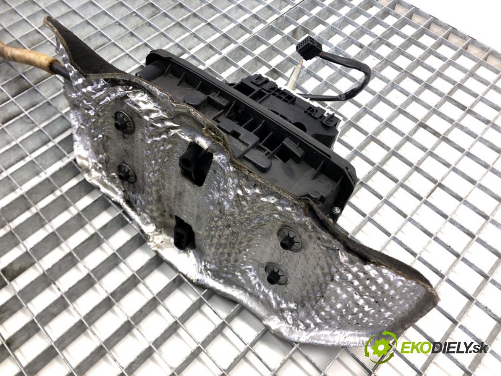 AUDI A6 C7 Avant (4G5, 4GD) 2011 - 2018    3.0 TDI quattro 160 kW [218 KM] olej napędowy 2014  Kulisa 4G0713077 (Rýchlostné páky / kulisy)