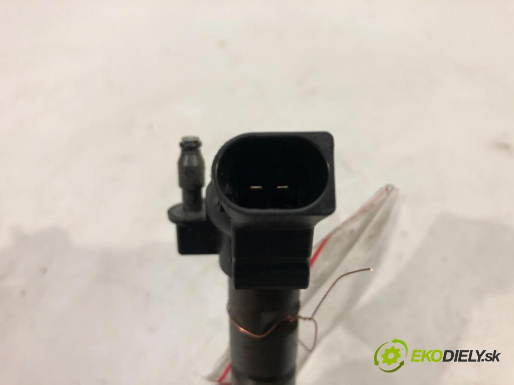 AUDI A6 C7 Avant (4G5, 4GD) 2011 - 2018    3.0 TDI quattro 160 kW [218 KM] olej napędowy 2014  vstrekovač 059130277CR 0445117042 (Vstrekovače)