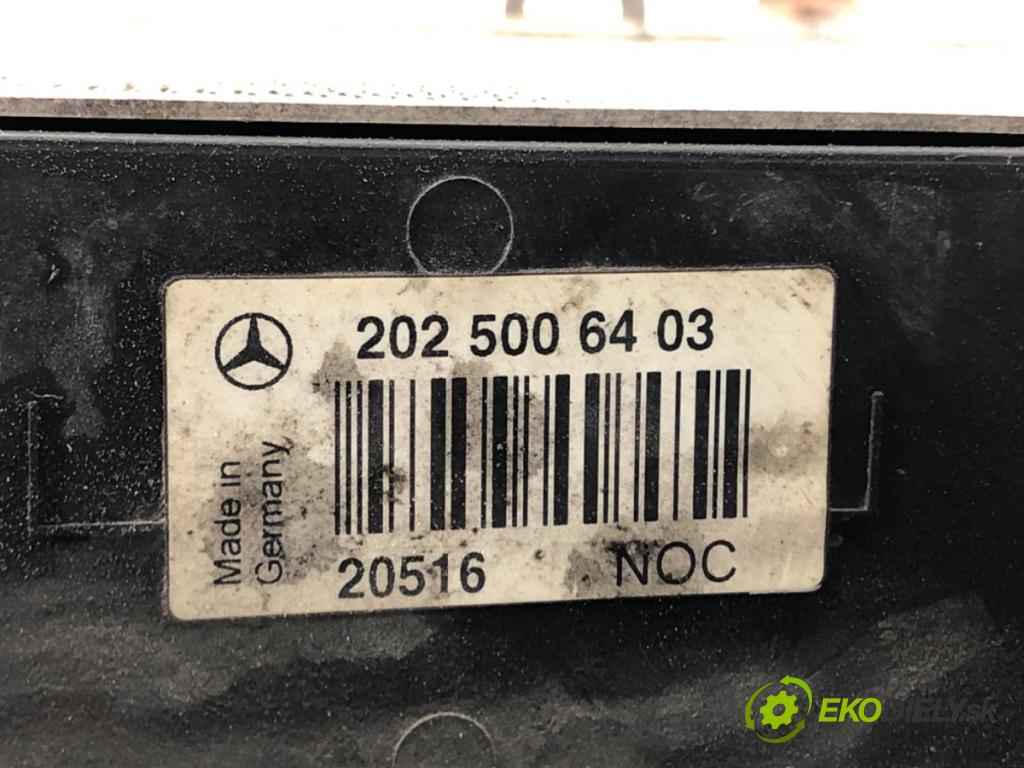 MERCEDES-BENZ KLASA C (W202) 1993 - 2000    C 220 CDI (202.133) 92 kW [125 KM] olej napędowy 1  Chladič vody 2025006403 (Chladiče vody)