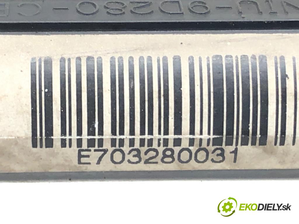 FORD FIESTA V (JH_, JD_) 2001 - 2014    1.3 51 kW [69 KM] benzyna 2001 - 2008  Lišta vstrekovacia 2NIU-9D280-CB (Vstrekovacie lišty)