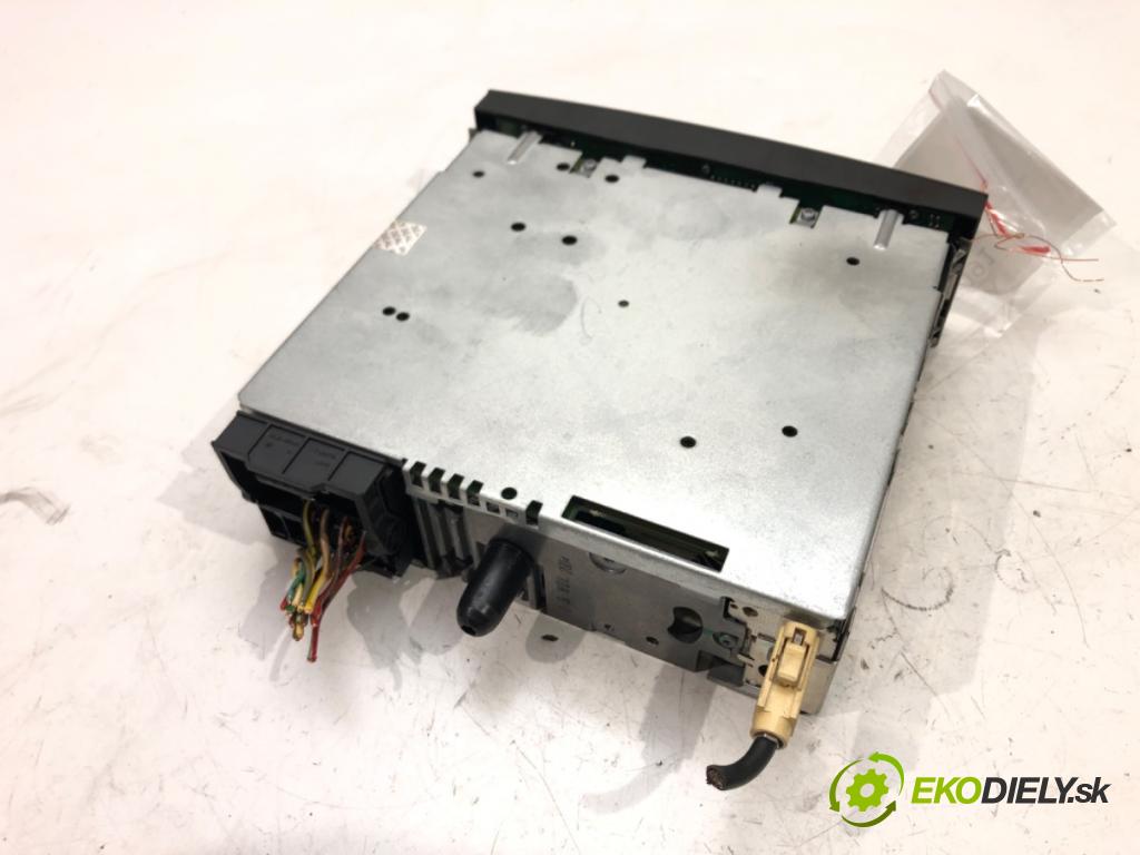 CITROEN C4 I (LC_) 2004 - 2014    1.6 HDi 66 kW [90 KM] olej napędowy 2004 - 2011  RADIO  (Audio zariadenia)