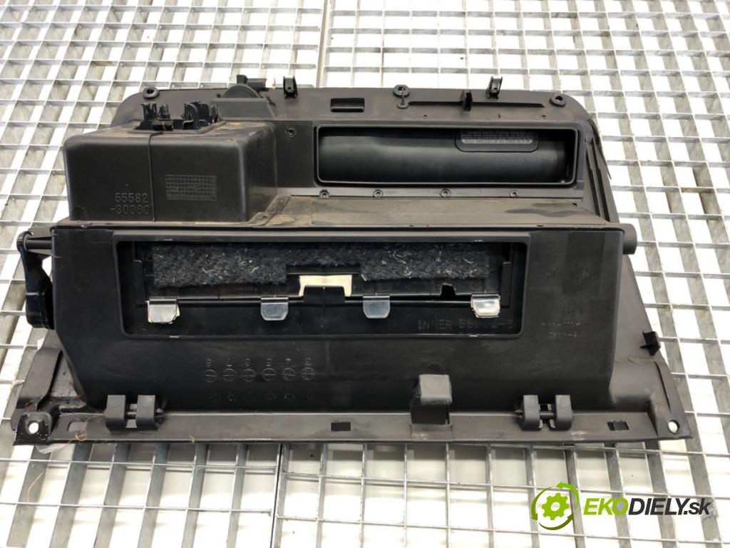 LEXUS GS (_S16_) 1997 - 2004    300 (JZS160_) 161 kW [219 KM] benzyna 2000 - 2004  Priehradka, kastlík spolujazdca 55582-30060 (Priehradky, kastlíky)