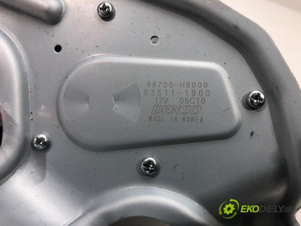 KIA RIO IV (YB, SC, FB) 2017 - 2022    1.4 74 kW [101 KM] benzyna 2017 - 2022  Motor stieračov zad 98700-H8000