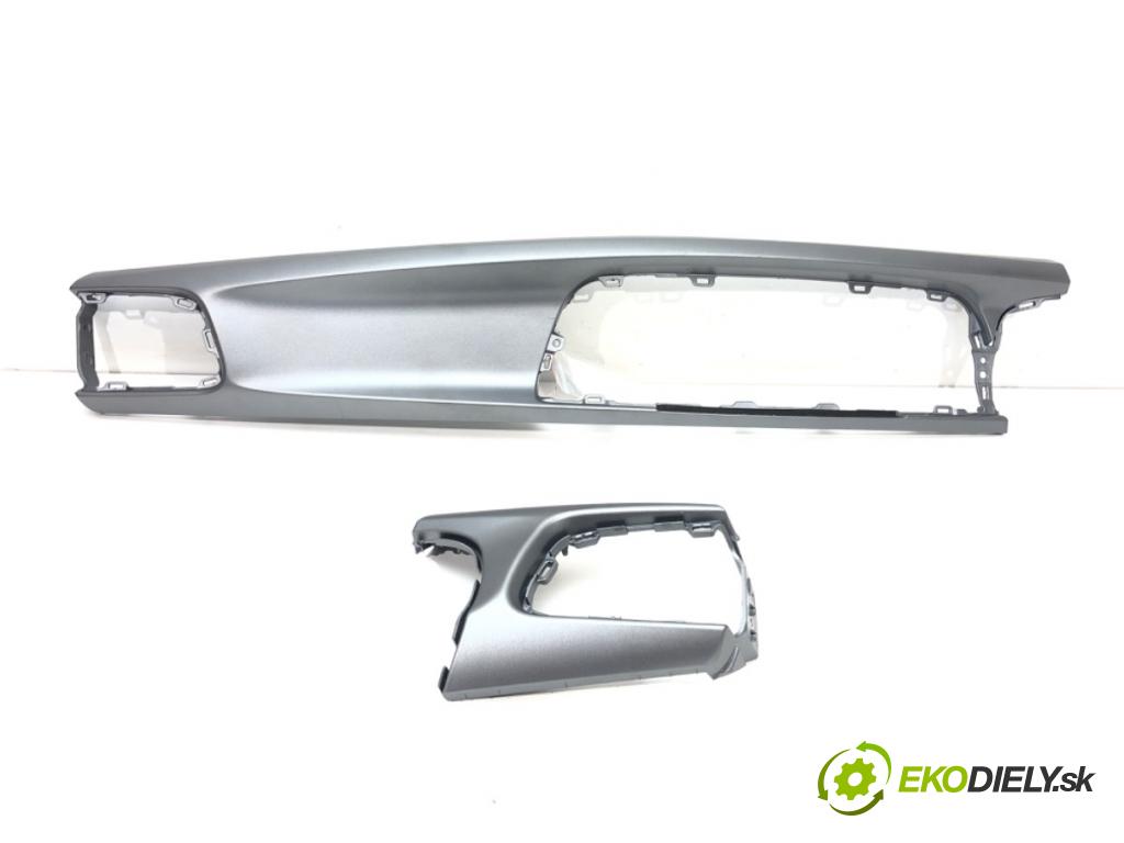 KIA RIO IV (YB, SC, FB) 2017 - 2022    1.4 74 kW [101 KM] benzyna 2017 - 2022  lišty kryt 84721-H8000 (Lišty)