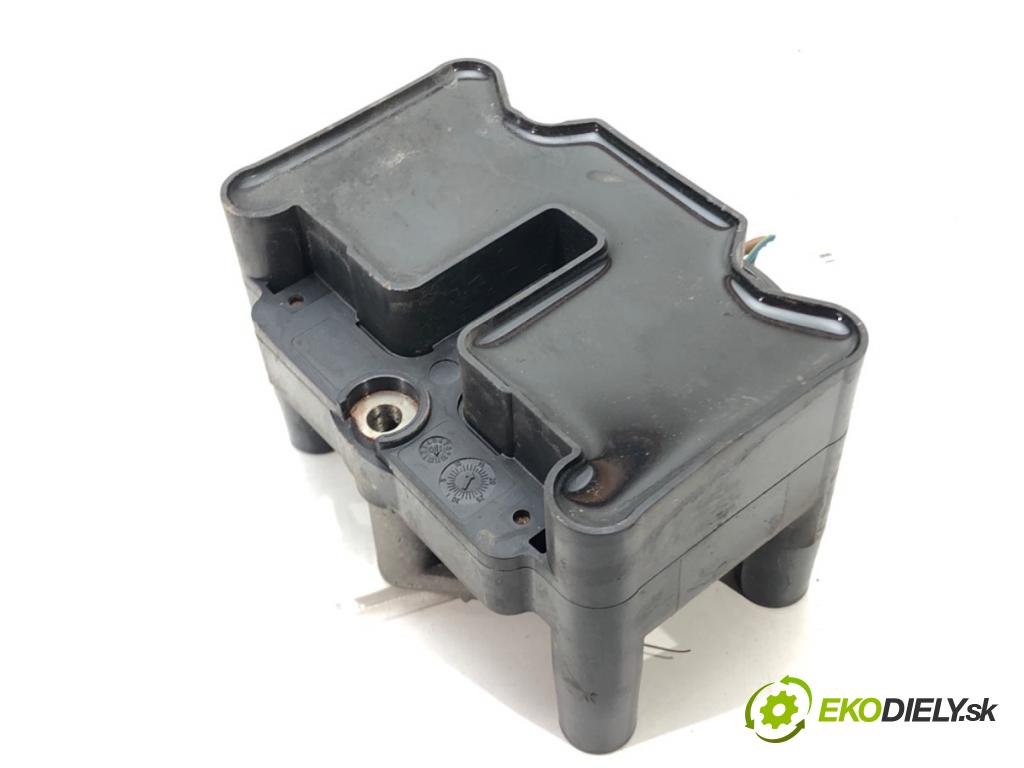 SKODA FABIA II (542) 2006 - 2014    1.2 TSI 63 kW [86 KM] benzyna 2010 - 2014  Cievka zapaľovacia 032905106E (Zapaľovacie cievky, moduly)