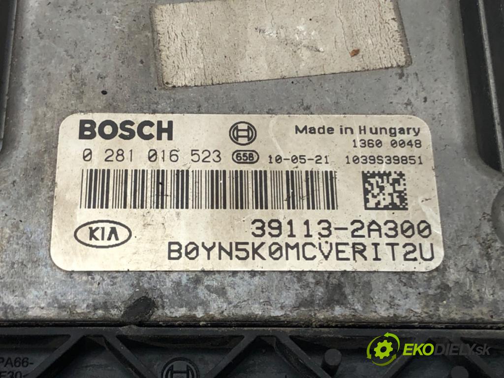 KIA VENGA (YN) 2010 - 2022    1.6 CRDi 115 85 kW [116 KM] olej napędowy 2010 - 2  riadiaca jednotka Motor 0281016523 39113-2A300 (Riadiace jednotky)