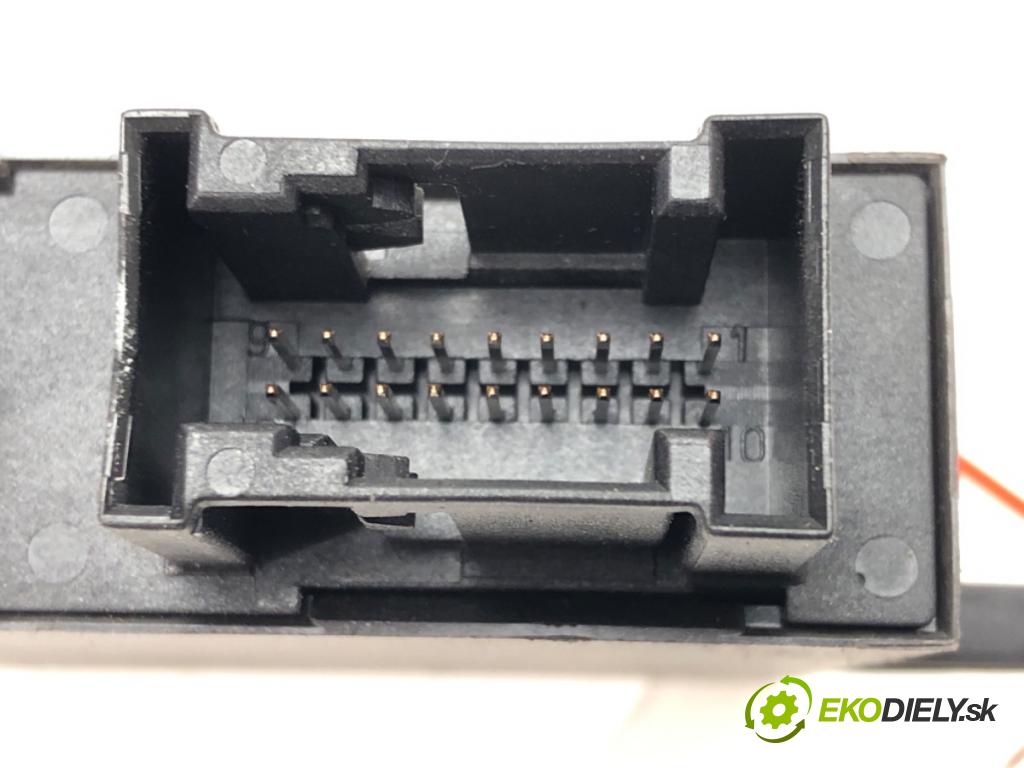 MERCEDES-BENZ SLK (R170) 1996 - 2004    200 (170.435) 100 kW [136 KM] benzyna 1996 - 2000  modul komfortu 1708201026 (Moduly komfortu)