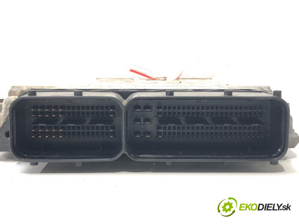 VW PASSAT B6 Variant (3C5) 2005 - 2011    2.0 TDI 103 kW [140 KM] olej napędowy 2005 - 2009  riadiaca jednotka Motor 03G906021NK (Riadiace jednotky)