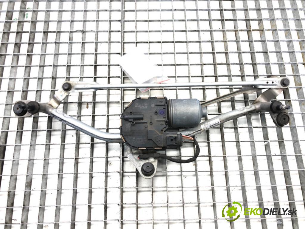 VW PASSAT B8 (3G2, CB2) 2014 - 2022    ---  Mechanizmus stieračov predný 3G1955023C (Motorčeky stieračov predné)