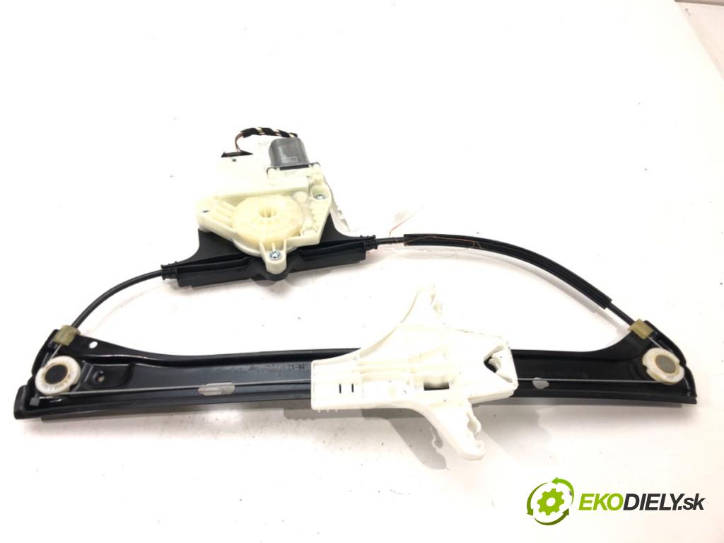 VW PASSAT B8 (3G2, CB2) 2014 - 2022    ---  mechanismus okna pravý zadní část 3G5839462A