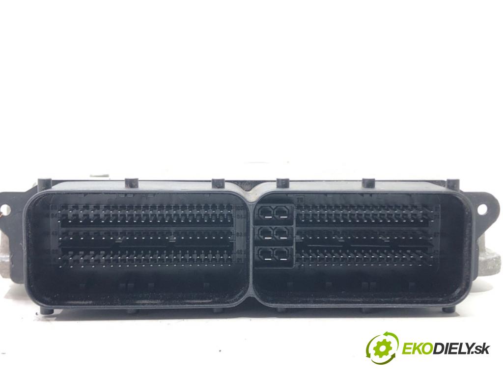 VW PASSAT B8 (3G2, CB2) 2014 - 2022    2.0 TDI 110 kW [150 KM] olej napędowy 2014 - 2022  riadiaca jednotka Motor 04L907309R 0281031066 (Riadiace jednotky)