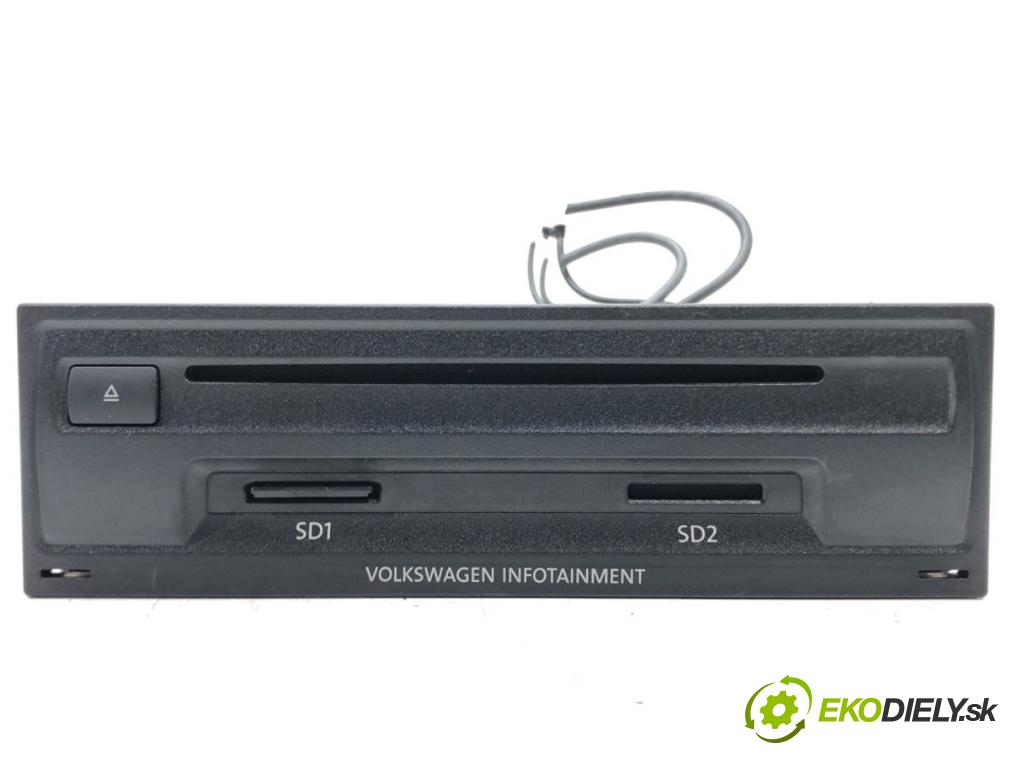 VW PASSAT B8 (3G2, CB2) 2014 - 2022    ---  CZYTNIK navigace 3Q0035846 (Ostatní)