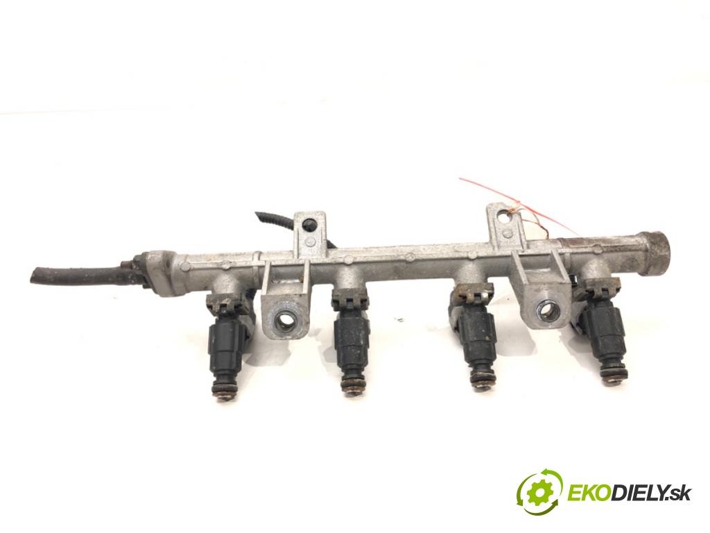 HYUNDAI GETZ (TB) 2001 - 2011    1.1 46 kW [63 KM] benzyna 2002 - 2005  Lišta vstrekovacia 35310-22600 (Vstrekovacie lišty)