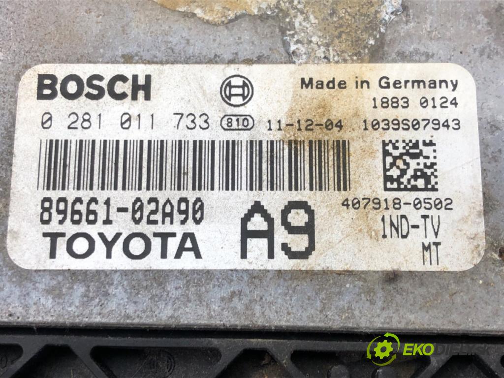 TOYOTA COROLLA (_E12_) 2001 - 2007    1.4 D (NDE120_) 66 kW [90 KM] olej napędowy 2004 -  riadiaca jednotka Motor 89661-02A90 (Riadiace jednotky)
