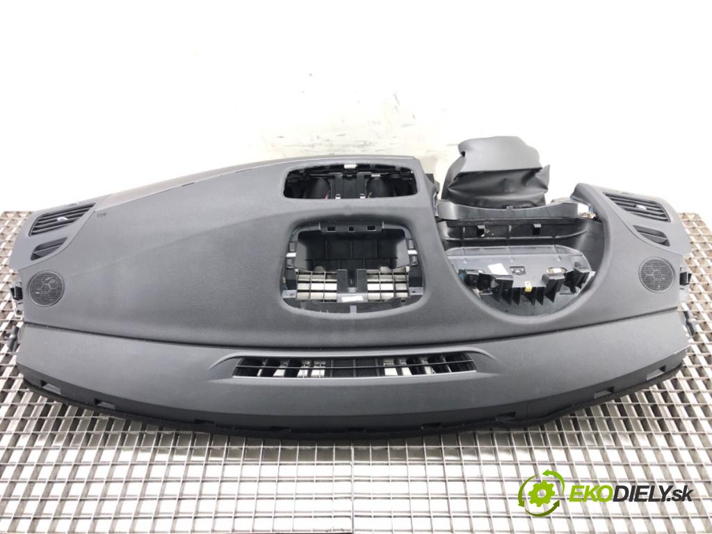 RENAULT FLUENCE (L3_) 2010 - 2022    1.6 16V (L304, L305, L30H) 82 kW [111 KM] benzyna   Palubná doska  (Palubné dosky)