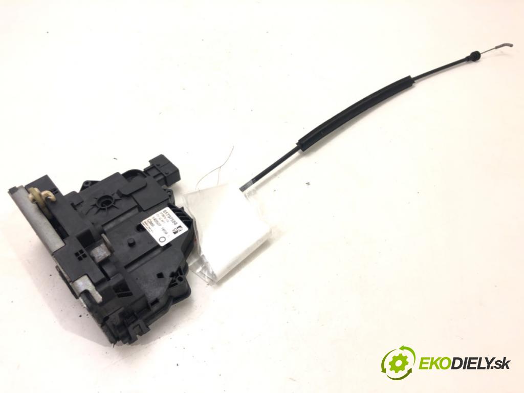 FIAT GRANDE PUNTO (199_) 2005 - 2022    1.4 (199AXB11, 199AXB1A, 199BXB1A, 199AXL1A) 57 kW  zámok dveře pravý přední část 51797558