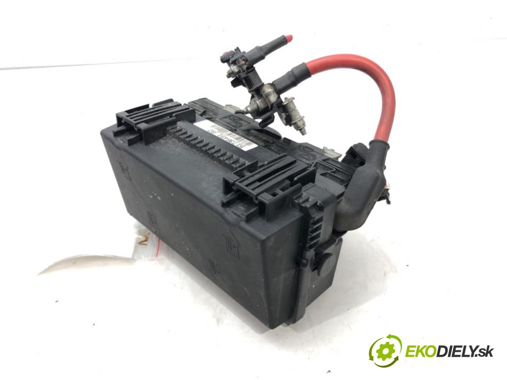 FIAT GRANDE PUNTO (199_) 2005 - 2022    1.4 (199AXB11, 199AXB1A, 199BXB1A, 199AXL1A) 57 kW  Modul 51736451 (Ostatné)