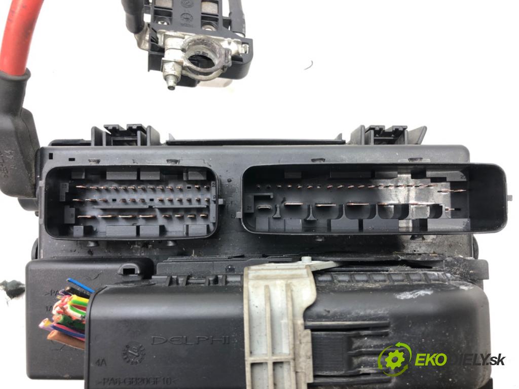 FIAT GRANDE PUNTO (199_) 2005 - 2022    1.4 (199AXB11, 199AXB1A, 199BXB1A, 199AXL1A) 57 kW  Modul 51736451 (Ostatné)