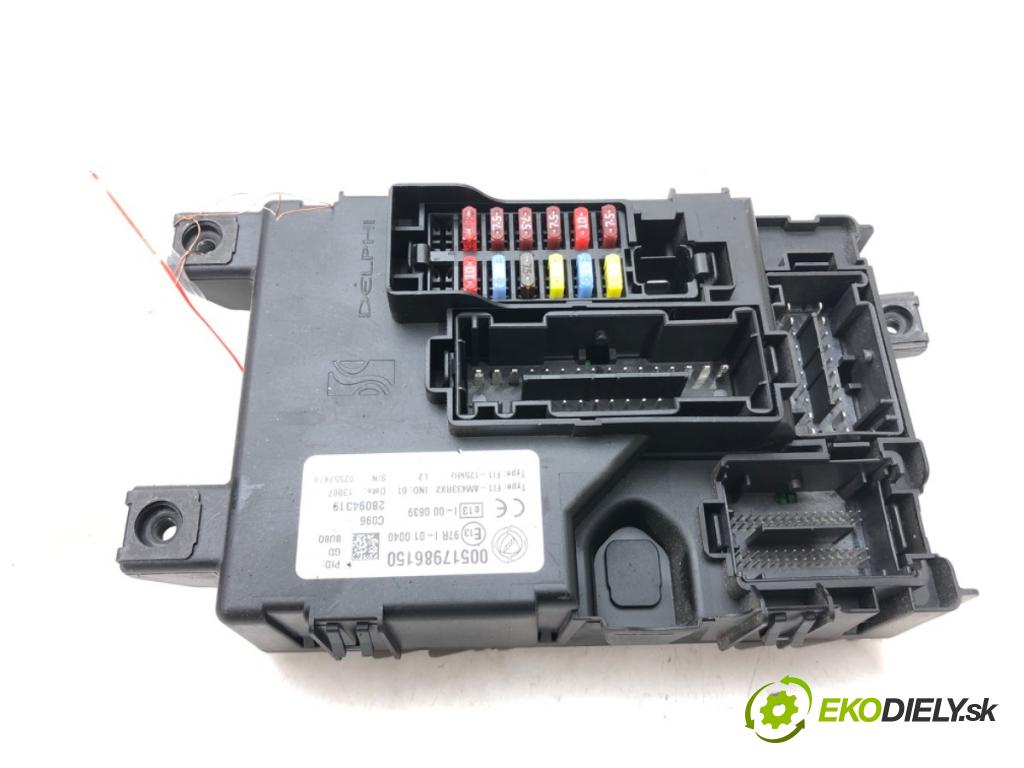 FIAT GRANDE PUNTO (199_) 2005 - 2022    1.4 (199AXB11, 199AXB1A, 199BXB1A, 199AXL1A) 57 kW  modul BSI 00517986150 (Pojistkové skříňky)