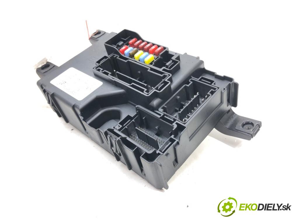 FIAT GRANDE PUNTO (199_) 2005 - 2022    1.4 (199AXB11, 199AXB1A, 199BXB1A, 199AXL1A) 57 kW  modul BSI 00517986150 (Pojistkové skříňky)