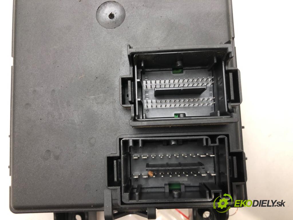 FIAT GRANDE PUNTO (199_) 2005 - 2022    1.4 (199AXB11, 199AXB1A, 199BXB1A, 199AXL1A) 57 kW  modul BSI 00517986150 (Pojistkové skříňky)