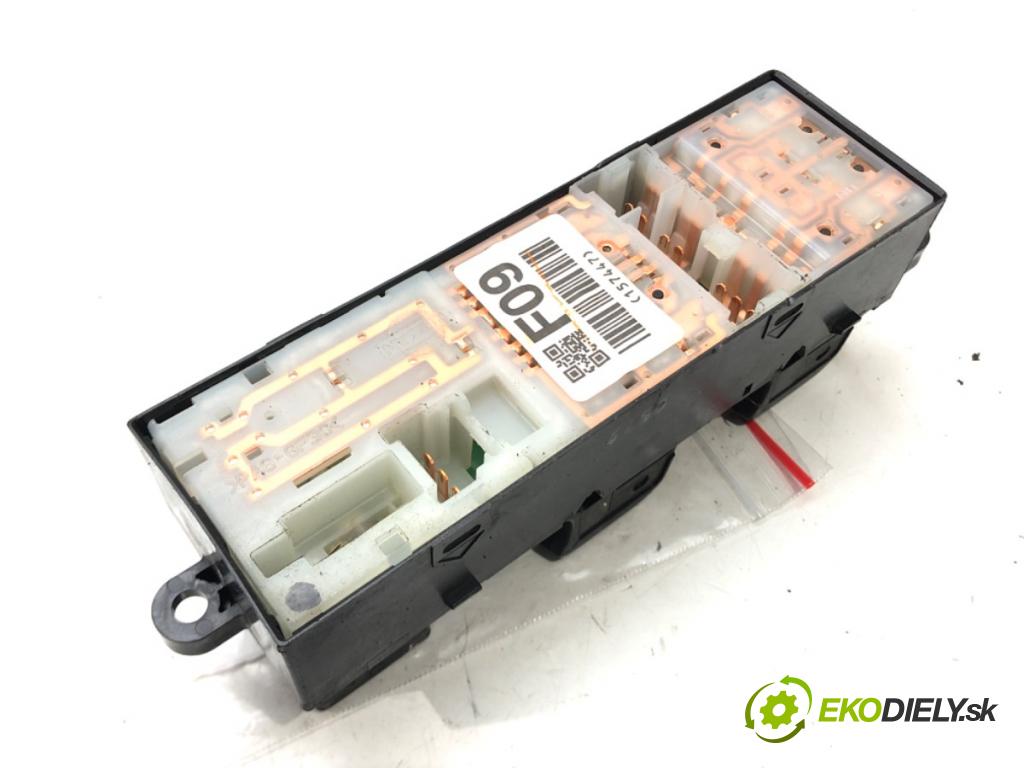 SUBARU FORESTER (SH_) 2007 - 2022    2.0 D AWD (SHH) 108 kW [147 KM] olej napędowy 2008  Prepínač okien  (Prepínače, spínače, tlačidlá a ovládače kúrenia)