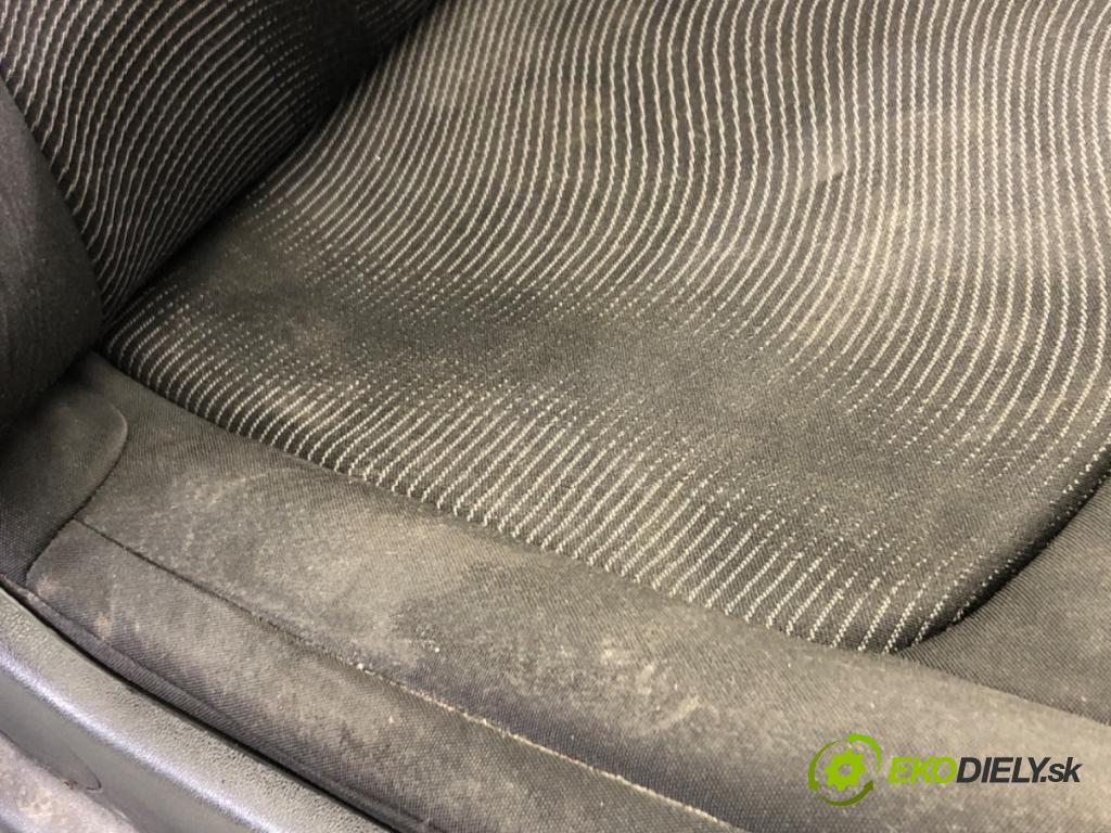 CITROEN C5 III (RD_) 2008 - 2022    1.8 16V 92 kW [125 KM] benzyna 2008 - 2022  Sedadlo pravy predný