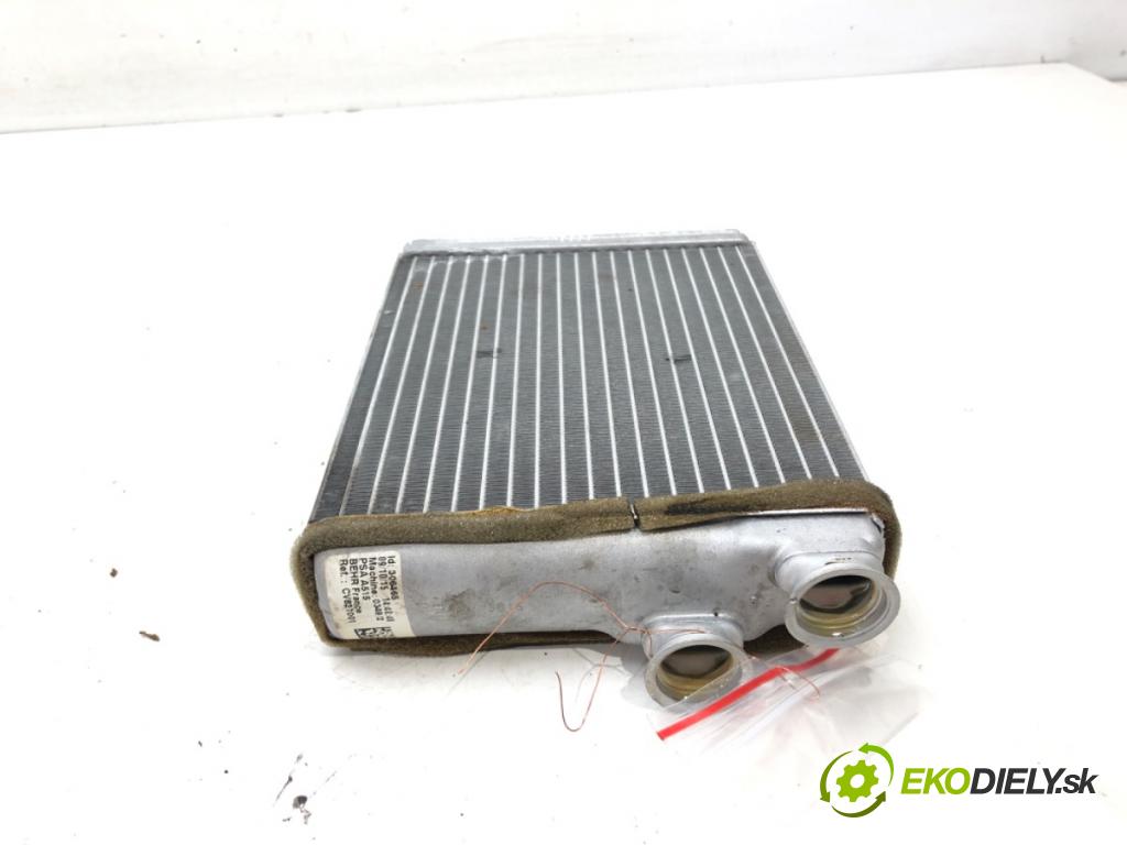 PEUGEOT 308 SW II (LC_, LJ_, LR_, LX_, L4_) 2014 - 2021    1.6 BlueHDi 120 88 kW [120 KM] olej napędowy 2014   Výhrevné teleso, radiátor kúrenia CV821001 (Radiátory kúrenia)