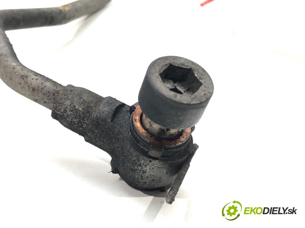 PEUGEOT 308 SW II (LC_, LJ_, LR_, LX_, L4_) 2014 - 2021    1.6 BlueHDi 120 88 kW [120 KM] olej napędowy 2014   rúrka turba 9806878180 (Hadice intercoolera)