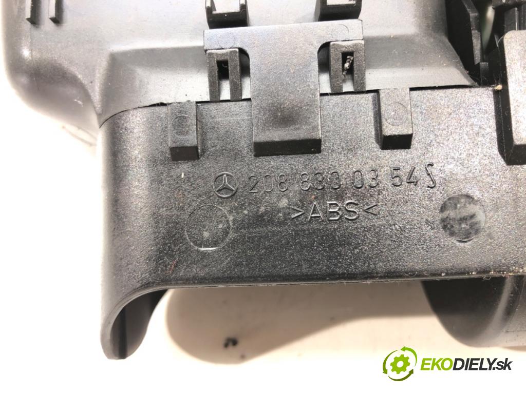 MERCEDES-BENZ CLK (C208) 1997 - 2003    230 Kompressor (208.347) 142 kW [193 KM] benzyna 1  Mriežky kúrenia stredna 2088300354 (Mriežky kúrenia (fukáre))
