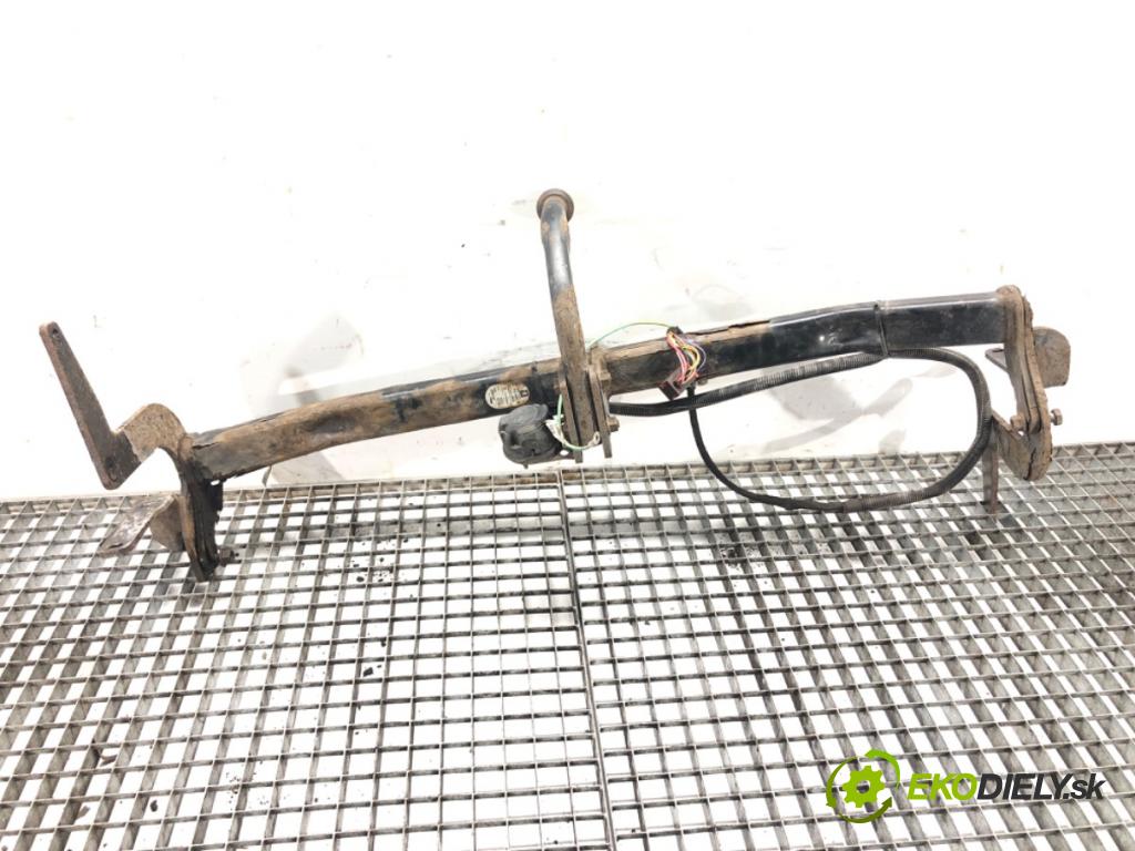 PEUGEOT 308 SW II (LC_, LJ_, LR_, LX_, L4_) 2014 - 2021    1.6 BlueHDi 120 88 kW [120 KM] olej napędowy 2014   Hák tažné zařízení 1608472480