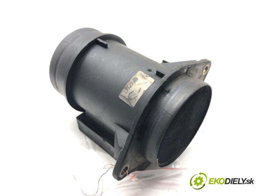 AUDI A4 B5 (8D2) 1994 - 2001    1.9 TDI 66 kW [90 KM] olej napędowy 1995 - 2000  Váha vzduchu 074906461 (Váhy vzduchu)