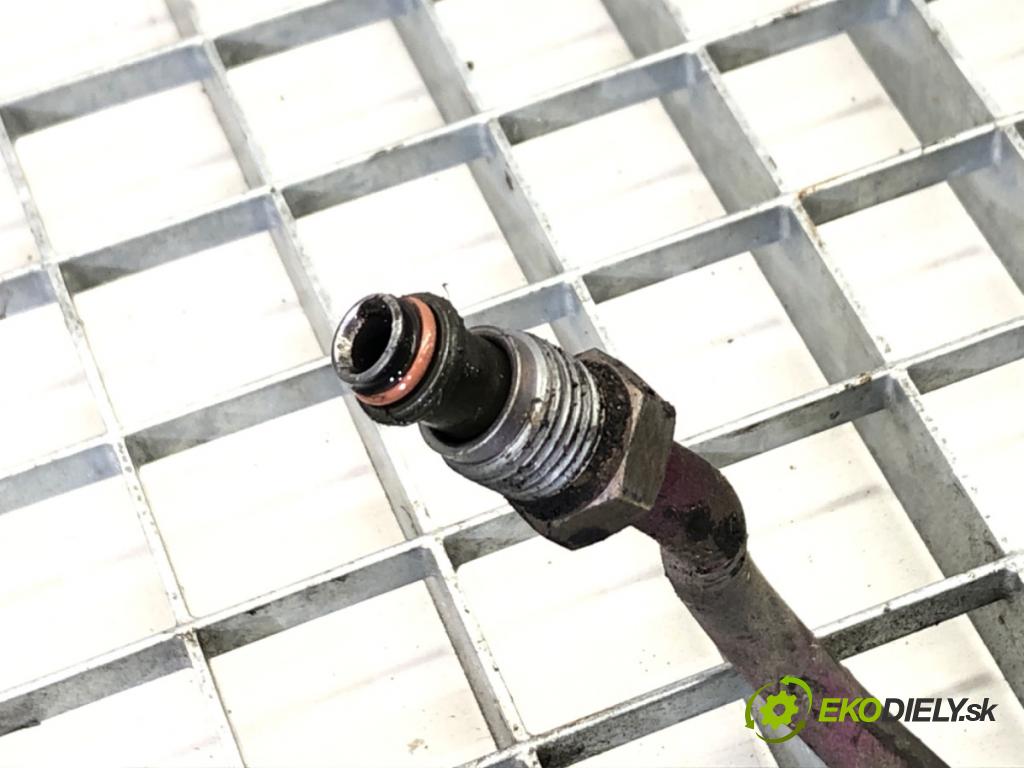 FORD FOCUS C-MAX (DM2) 2003 - 2007    1.8 92 kW [125 KM] benzyna 2004 - 2007  hadica servočerpadlo  (Rúrky, hadice servočerpadla)