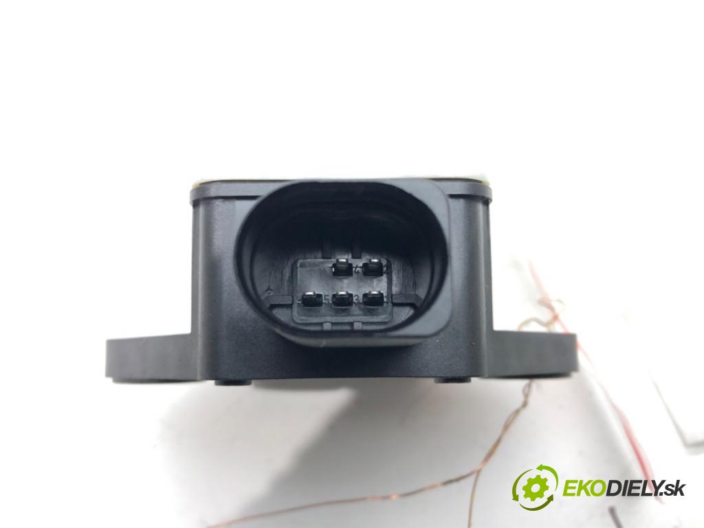 SEAT EXEO (3R2) 2008 - 2013    2.0 TDI 105 kW [143 KM] olej napędowy 2008 - 2013  snímač ESP 4F0907637A