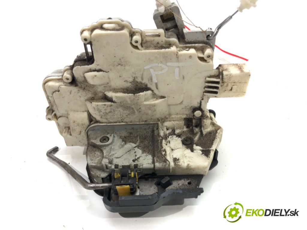 SEAT EXEO (3R2) 2008 - 2013    2.0 TDI 105 kW [143 KM] olej napędowy 2008 - 2013  zámok dveře pravý zadní část