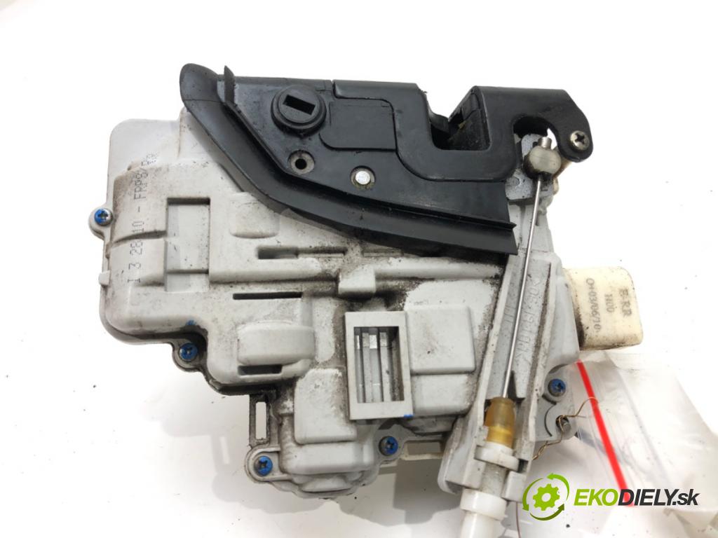 SEAT EXEO (3R2) 2008 - 2013    2.0 TDI 105 kW [143 KM] olej napędowy 2008 - 2013  zámok dveře pravý zadní část