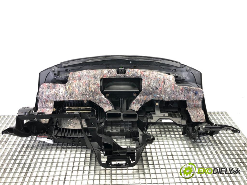 FIAT PUNTO EVO (199_) 2008 - 2022    1.3 D Multijet 70 kW [95 KM] olej napędowy 2009 -   Palubná doska  (Palubné dosky)