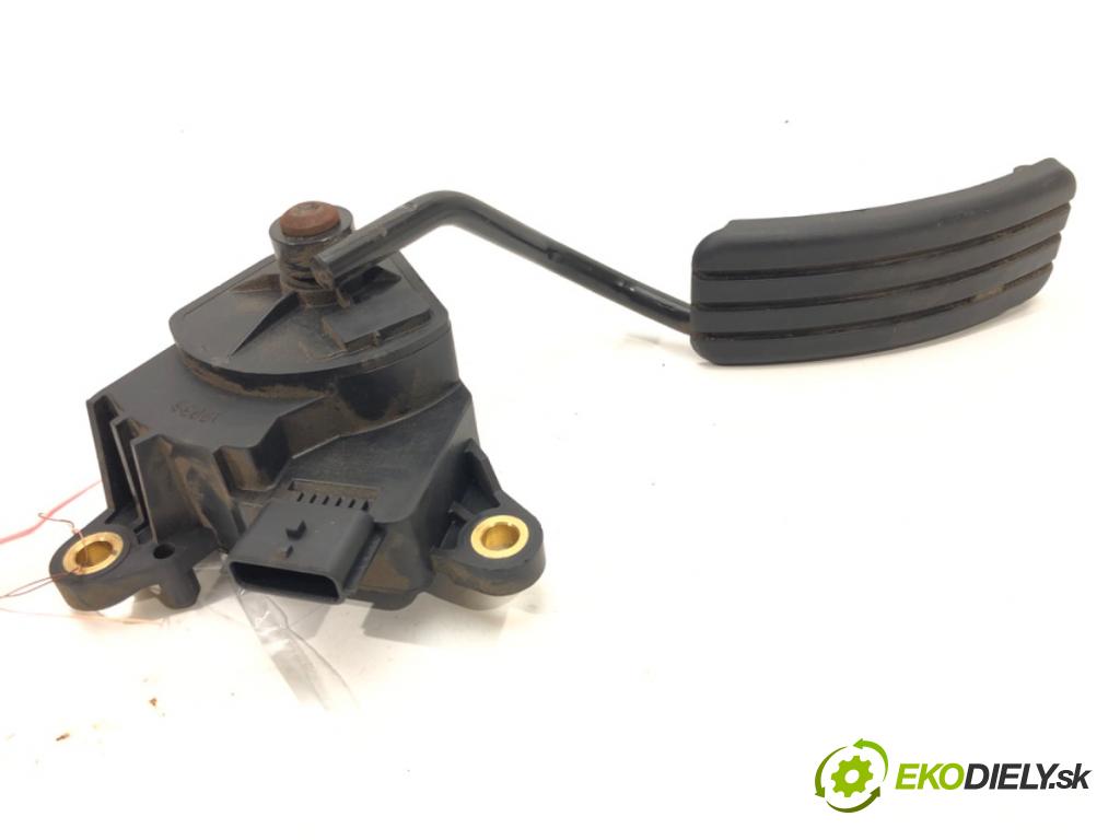 RENAULT MEGANE II (BM0/1_, CM0/1_) 2001 - 2012    1.4 16V (BM0B, CM0B) 72 kW [98 KM] benzyna 2002 -   Potenciometer plynového pedálu 8200153268 (Pedále)