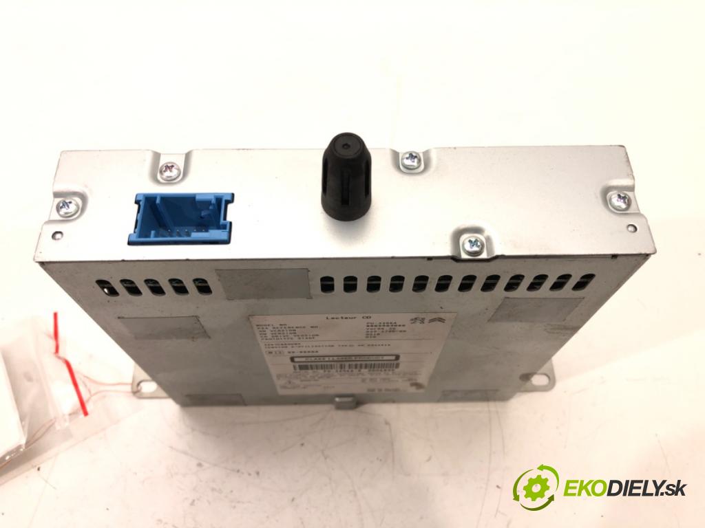 PEUGEOT 308 II (LB_, LP_, LW_, LH_, L3_) 2013 - 2021    1.6 HDi / BlueHDi 115 85 kW [115 KM] olej napędowy  čítač navigácie 9805593680 (Ostatné)