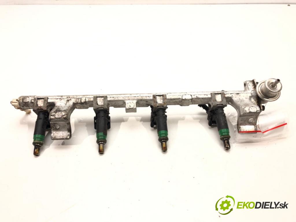 FORD FUSION (JU_) 2002 - 2012    1.4 59 kW [80 KM] benzyna 2002 - 2012  Lišta vstrekovacia 98MF-BB (Vstrekovacie lišty)