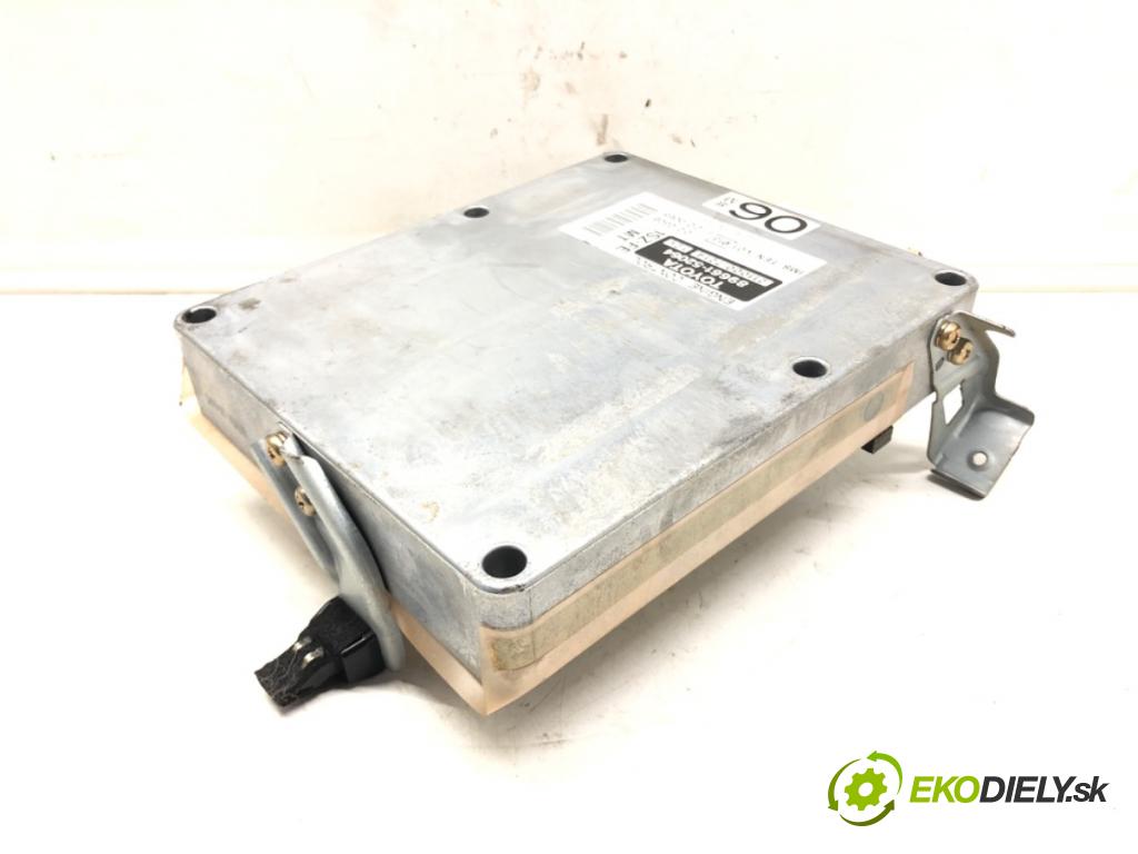TOYOTA YARIS (_P1_) 1999 - 2005    1.0 (SCP10_) 50 kW [68 KM] benzyna 1999 - 2005  riadiaca jednotka Motor 89661-52064 (Riadiace jednotky)