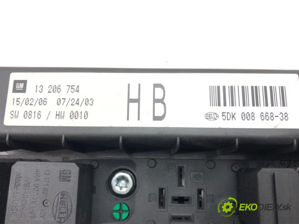 OPEL ASTRA H (A04) 2004 - 2014    1.7 CDTI (L48) 74 kW [100 KM] olej napędowy 2004 -  modul BSI 13206754 (Pojistkové skříňky)